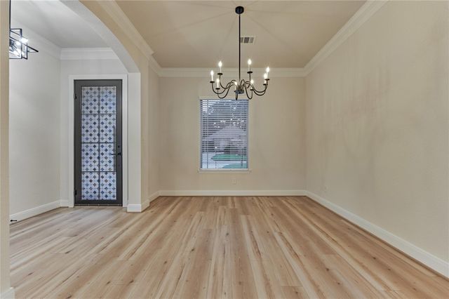 154 Wyndemere Drive, Montgomery, TX 77356