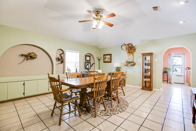 14550 Deer Valley Drive, Carlsbad, TX 76934