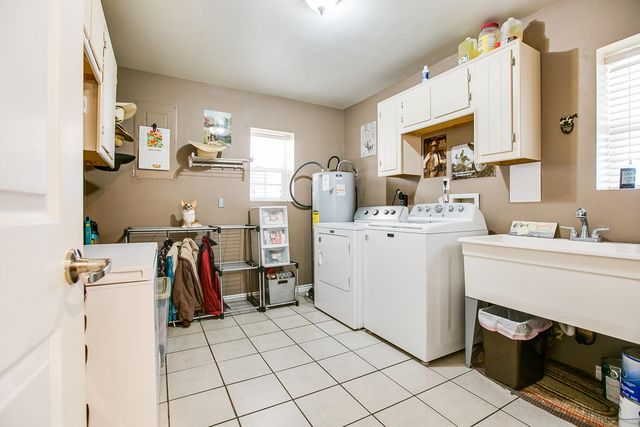 14550 Deer Valley Drive, Carlsbad, TX 76934