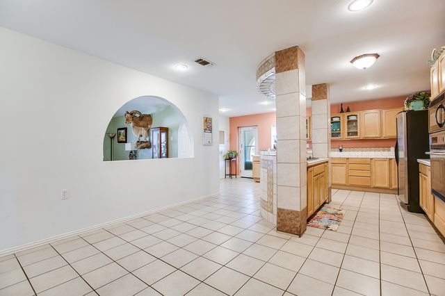 14550 Deer Valley Drive, Carlsbad, TX 76934