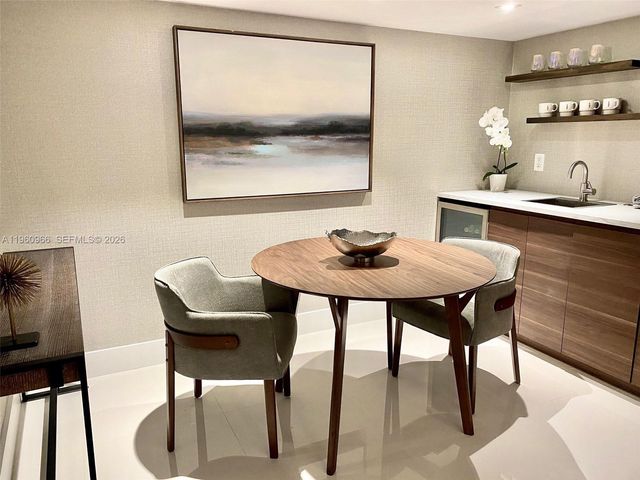 2960 NE 207th St TS-102, Aventura, FL 33180