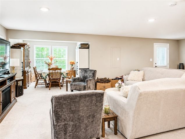380 Trinity Way, Pine Twp, PA 15090