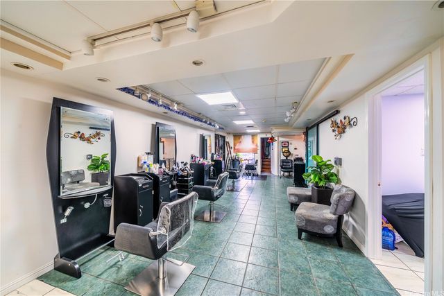 2203 Young Street 1, Honolulu, HI 96826