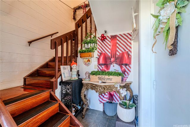 2203 Young Street 1, Honolulu, HI 96826