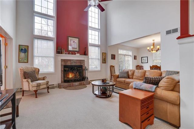 218 Hermit Thrush Road, Tobyhanna Twp, PA 18350