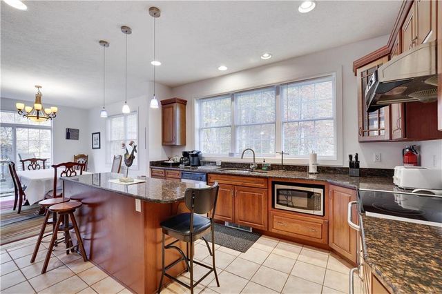 218 Hermit Thrush Road, Tobyhanna Twp, PA 18350