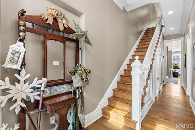 2319 Whittemore Place, St Louis, MO 63104