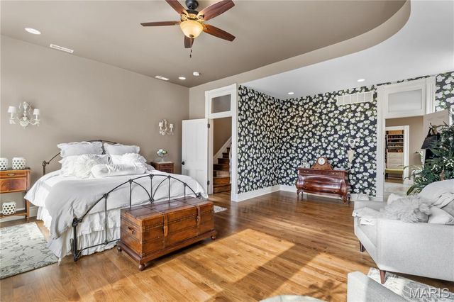 2319 Whittemore Place, St Louis, MO 63104