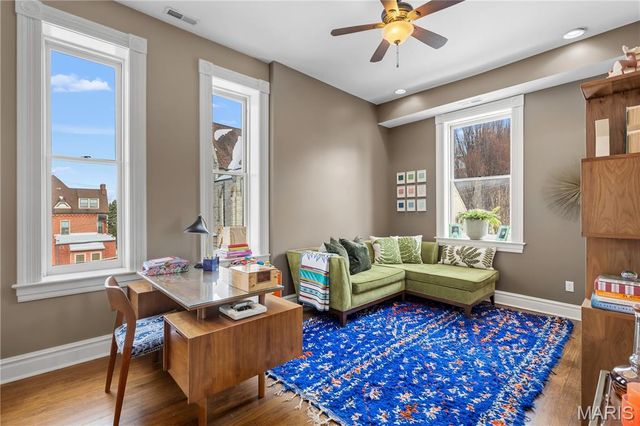 2319 Whittemore Place, St Louis, MO 63104