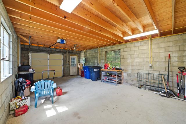 169 North Brownell Road, Williston, VT 05495