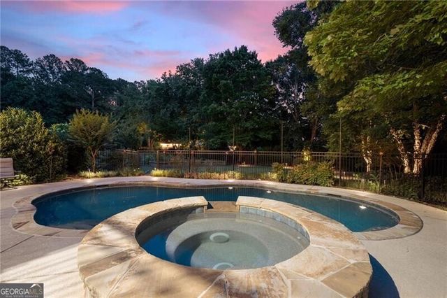 2429 Kirk Lane NW, Kennesaw, GA 30152