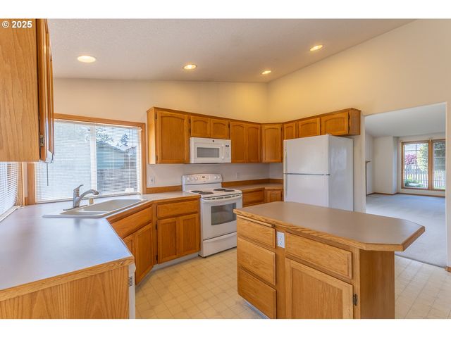 10605 Ne 19TH St, Vancouver, WA 98664