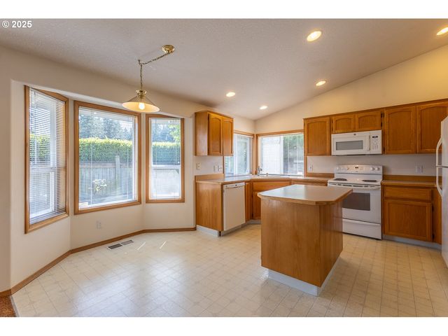 10605 Ne 19TH St, Vancouver, WA 98664