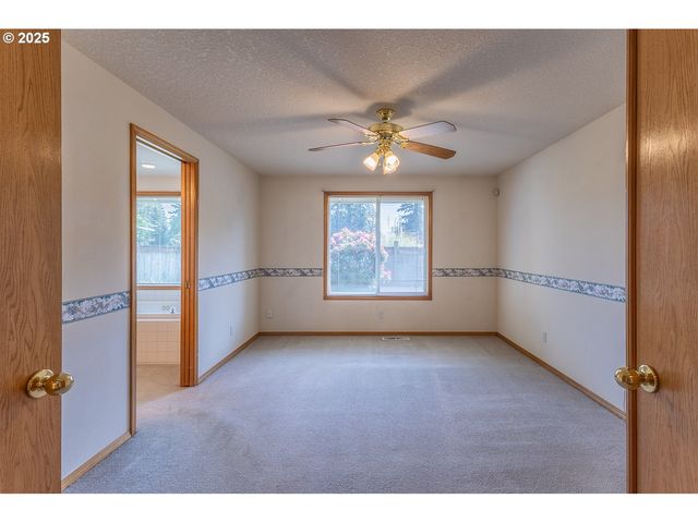 10605 Ne 19TH St, Vancouver, WA 98664