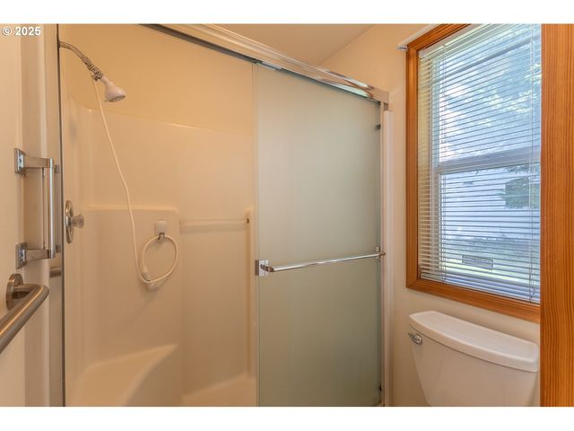 10605 Ne 19TH St, Vancouver, WA 98664