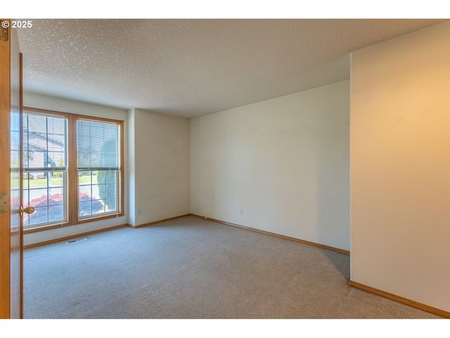 10605 Ne 19TH St, Vancouver, WA 98664