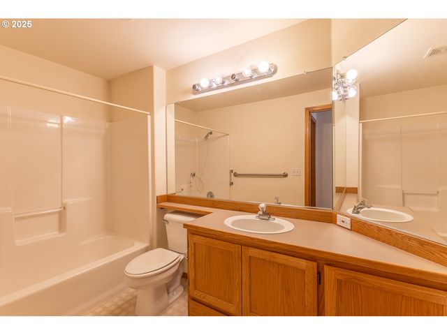 10605 Ne 19TH St, Vancouver, WA 98664