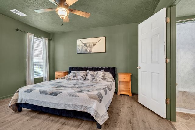 425 Creekside Ln, Spring Hill, TN 37174