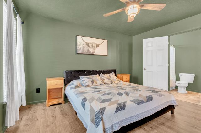425 Creekside Ln, Spring Hill, TN 37174