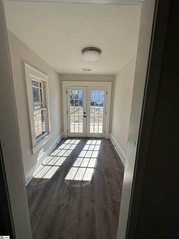 122 Sunset Drive, Gaffney, SC 29340