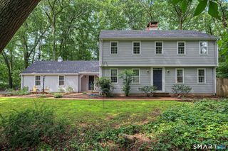 25 Knob Hill Road, Madison, CT 06443