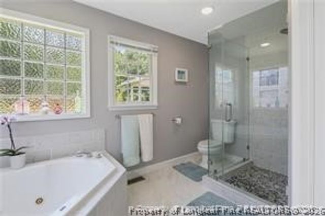 6528 Foxberry Road, Fayetteville, NC 28314