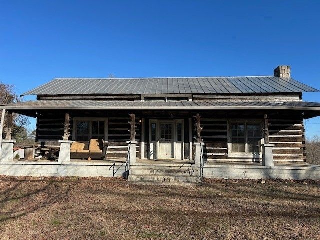 3915 Oak Ridge Rd, Palmyra, TN 37142