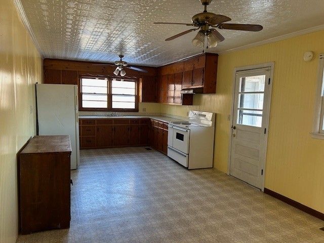 3915 Oak Ridge Rd, Palmyra, TN 37142