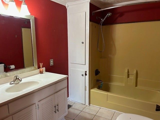3915 Oak Ridge Rd, Palmyra, TN 37142