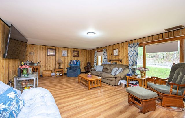 269 Suitor Road, Waterford, VT 05819