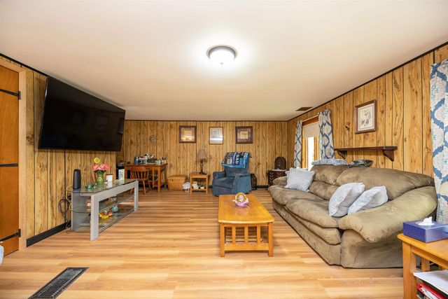 269 Suitor Road, Waterford, VT 05819
