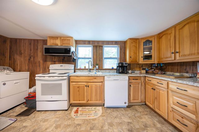 269 Suitor Road, Waterford, VT 05819