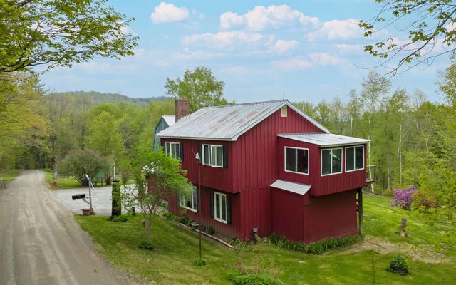 269 Suitor Road, Waterford, VT 05819