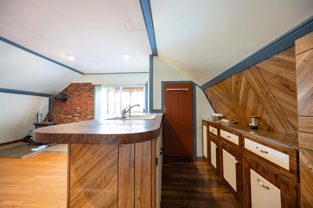 269 Suitor Road, Waterford, VT 05819