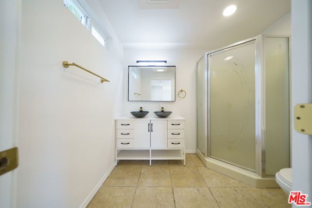 14177 Osborne Street, Panorama City (los Angeles), CA 91402