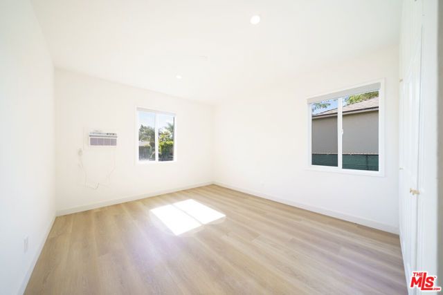 14177 Osborne Street, Panorama City (los Angeles), CA 91402