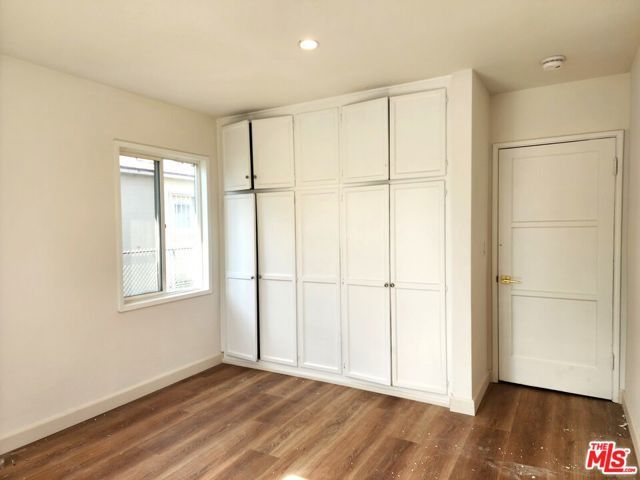 14177 Osborne Street, Panorama City (los Angeles), CA 91402