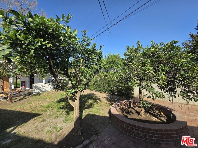 14177 Osborne Street, Panorama City (los Angeles), CA 91402