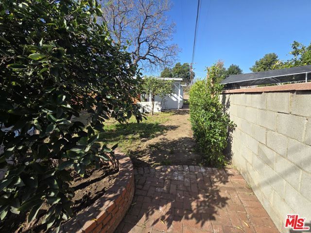 14177 Osborne Street, Panorama City (los Angeles), CA 91402