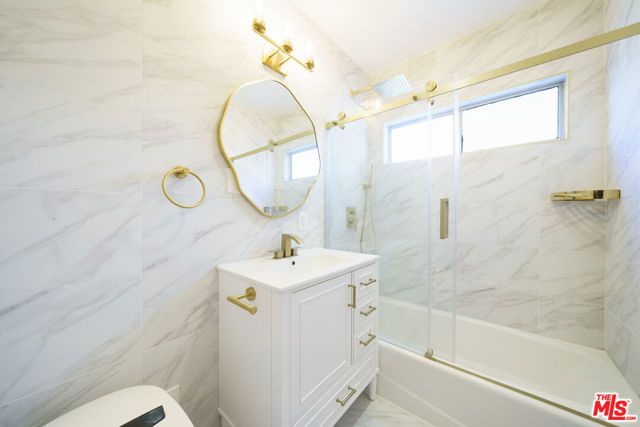14177 Osborne Street, Panorama City (los Angeles), CA 91402