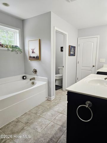 108 Katydid Court, Hampstead, NC 28443