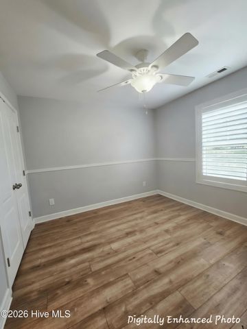 108 Katydid Court, Hampstead, NC 28443