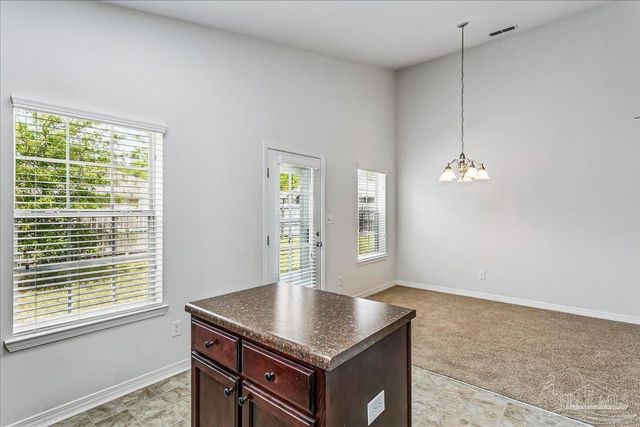 800 Bunting Ct, Cantonment, FL 32533