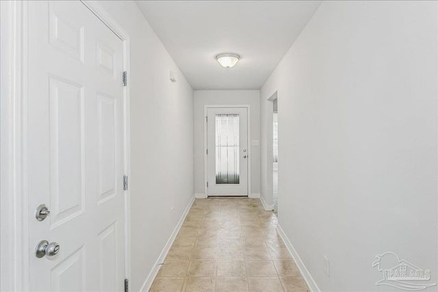 800 Bunting Ct, Cantonment, FL 32533