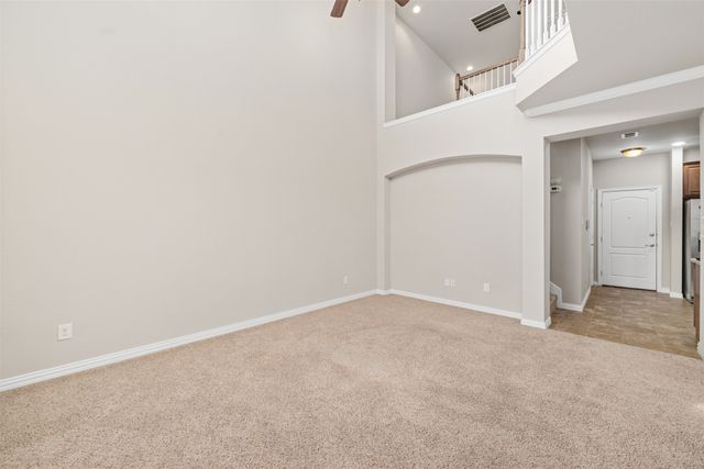 6944 Carrington Lane, Fort Worth, TX 76137