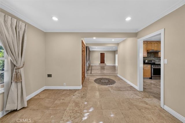 1233 Imperial Drive, Glendale, CA 91207