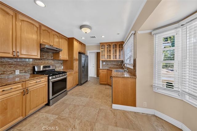 1233 Imperial Drive, Glendale, CA 91207