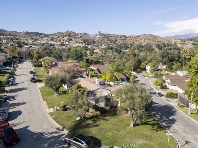 1233 Imperial Drive, Glendale, CA 91207