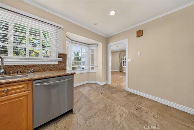 1233 Imperial Drive, Glendale, CA 91207