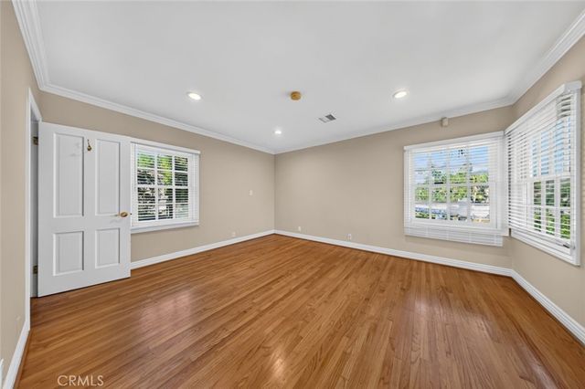 1233 Imperial Drive, Glendale, CA 91207